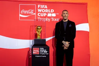 Foto: Futbol boʻyicha JCh kubogi Toshkentda namoyish etildi