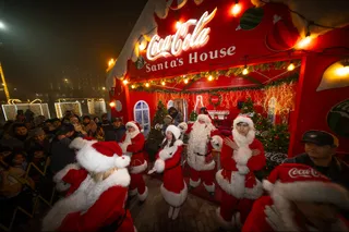 Новогодний караван Coca-Cola завершил праздничное путешествие по Узбекистану