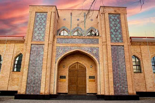 Выставка Uzbekistan Through Arab Eyes