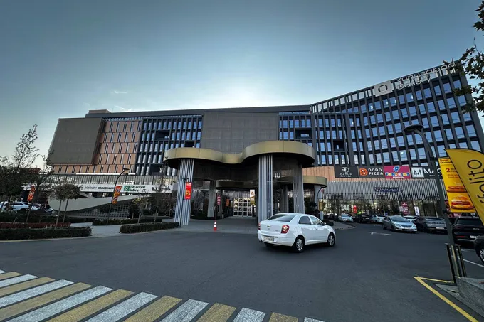 Yunusabad Gallery — торговый центр на Юнусабаде, где шопинг встречается с эстетикой