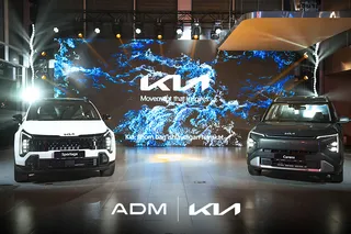 Две новинки в один вечер: Kia представила обновлённый Sportage и Carens в Узбекистане