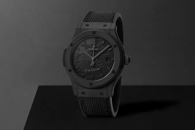 Hublot и Йоджи Ямамото представили часы Classic Fusion All Black Camo