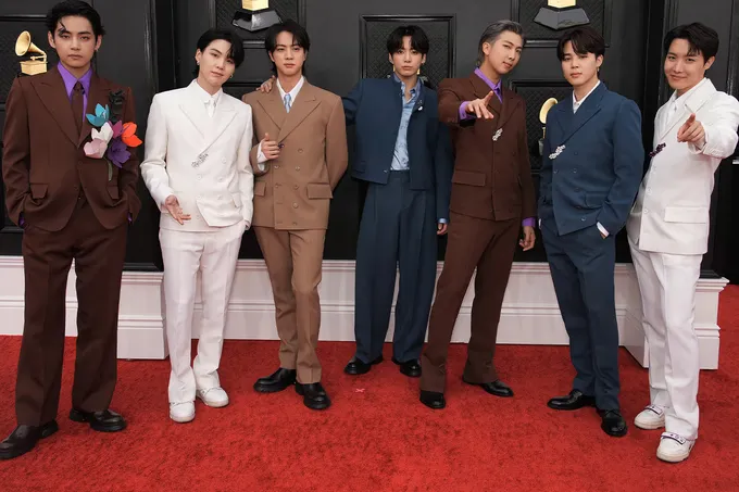 BTS возвращаются: анонсированы мировой тур и новый альбом