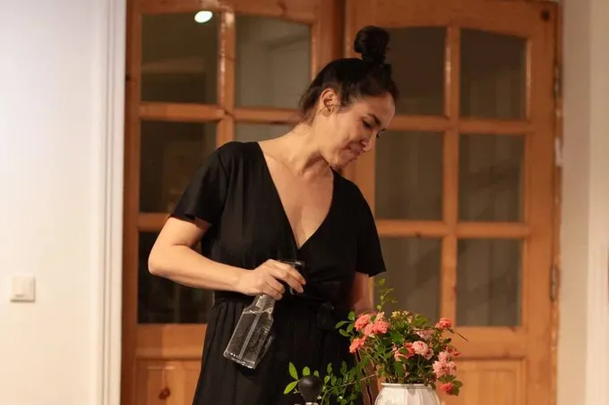 Спектакль «Соседка»