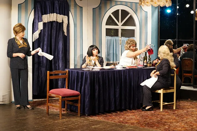 Спектакль «Баба Шанель»