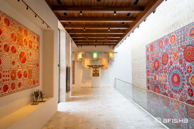 Fotosayr: O‘zbekistondagi ilk so‘zana galereyasi – "Suzani by Kasimbaeva"