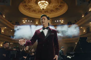 Женисбек Пиязов представил новую песню Yonimda boʻlgin