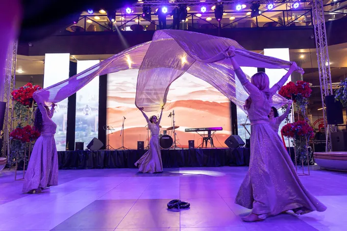 O‘zbekistonda san’atkorlardan to‘y uchun soliq undirish rejalashtirilmoqda