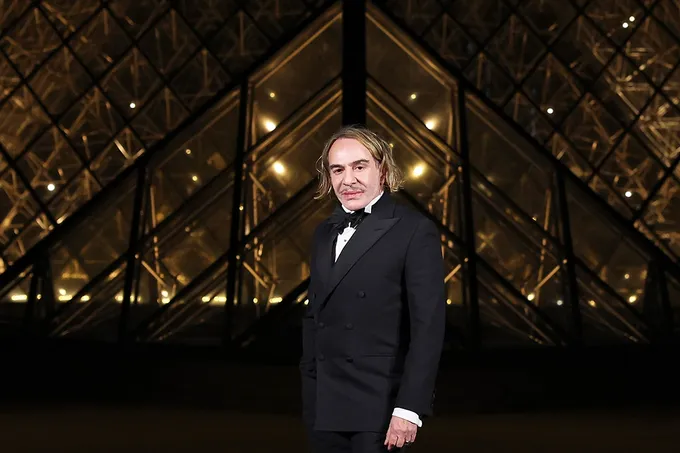 Джон Гальяно будет два года создавать коллекции для Zara