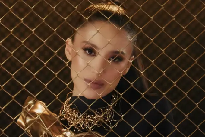 Ruhsora Emm "Qafaslar" nomli trek premyera qildi 