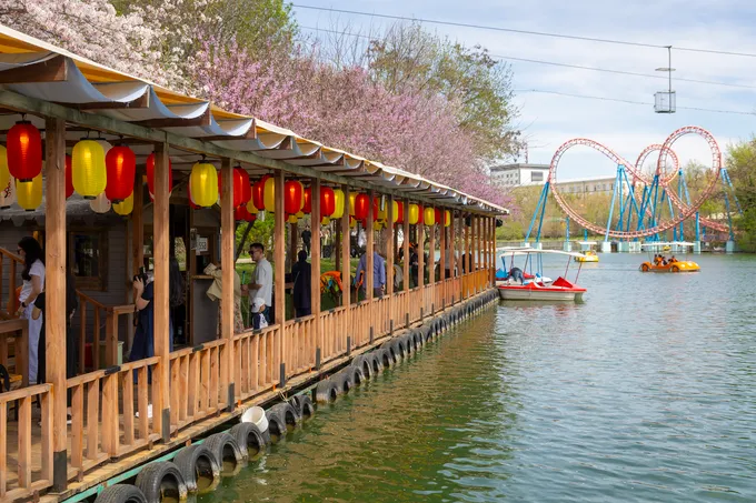 Столицу ожидает потепление до +25° и дожди в середине недели