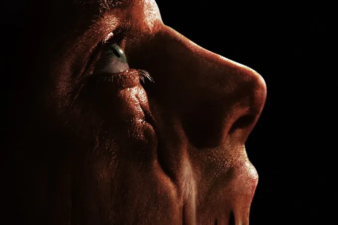 DC Studios показала тизер хоррора «Глиноликий»