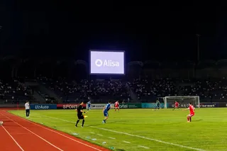 Video: Alisa SI assistenti Andijondagi futbol oʻyinida boshlovchilik qildi