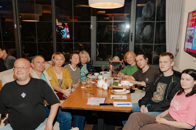 Игра «Квиз, плиз: Изи»