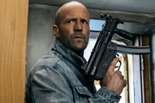 Джейсон Стэйтем в первом трейлере боевика «Мятеж»