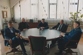 Проклятый чиновник
