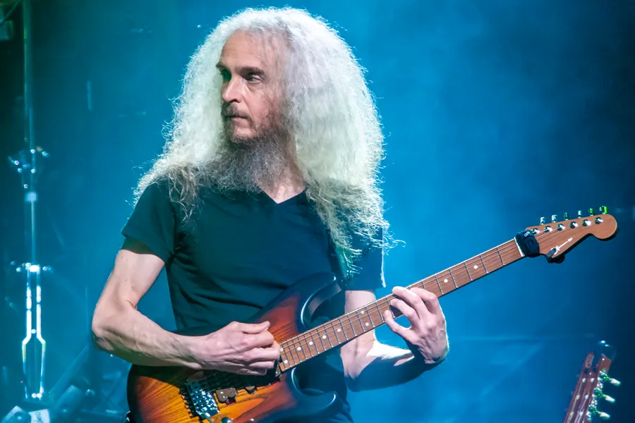 Концерт группы Guthrie Govan Trio 