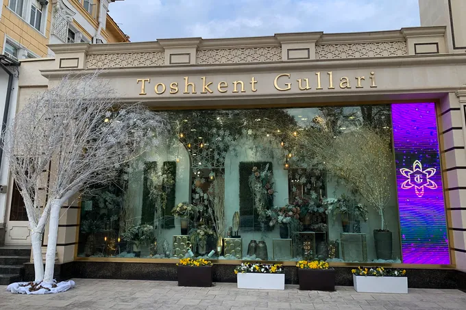 Творческие занятия в Toshkent Gullari School