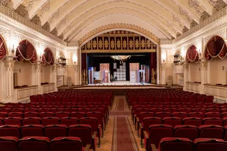 Teatr sohasini qo‘llab-quvvatlash uchun subsidiyalar va har yili 500 ming nafar kishiga madaniy tadbirlar uchun bepul vaucherlar beriladi