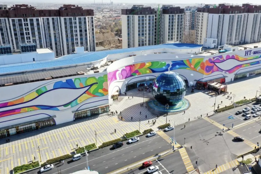 Праздник «Дружба народов» в High Town Mall