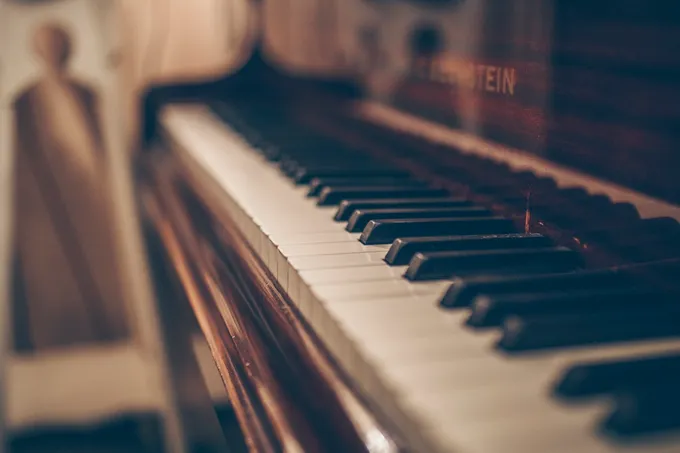 PAUL’da musiqiy kechalar