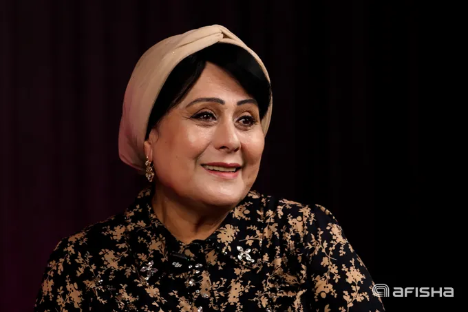 “Charxpalak”dagi Mastura, Sardor Rahimxon, kino va teatr inqirozi: aktrisa Shohida Ismoilova bilan intervyu (video)