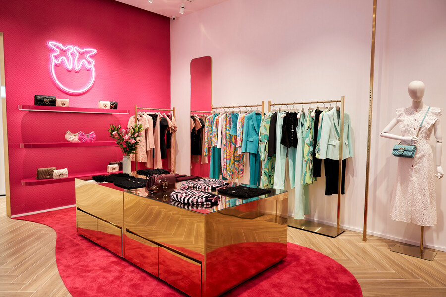 Скидки в PINKO