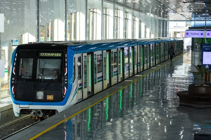 До конца 2026 года Ташкентское метро получит еще 11 новых поездов