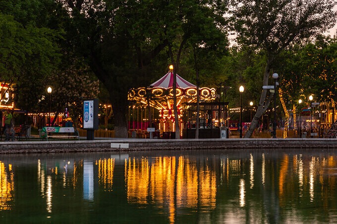 Дискотека 90-х в парке Tashkent City