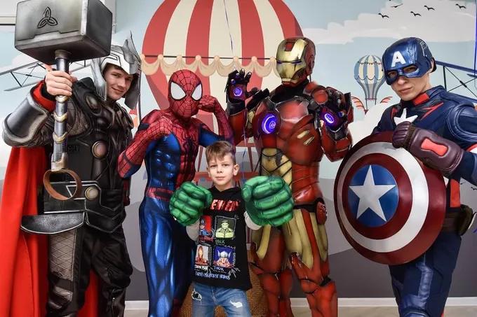 Шоу-программа «Герои Marvel»