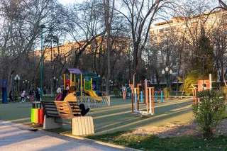 Короткая рабочая неделя принесет в столицу до +30°