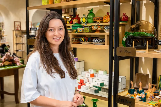 «Мы хотим, чтобы локальные бренды знали не только в Узбекистане»: Чарос Камалова о восьмом Teplo Fest, поддержке участников и будущем фестиваля