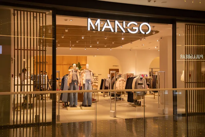 Сезонная распродажа в MANGO